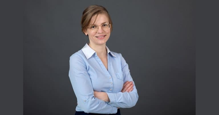 Tratamentul contabil al indemnizației de mobilitate plătite în luna următoare celei pentru care se acordă